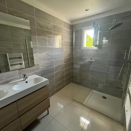 Moderne Avec Piscine Casa vacanze
