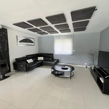 Moderne Avec Piscine Casa vacanze Le Bousquet-d'Orb